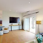 Lesal Rentals, Mar Azul,