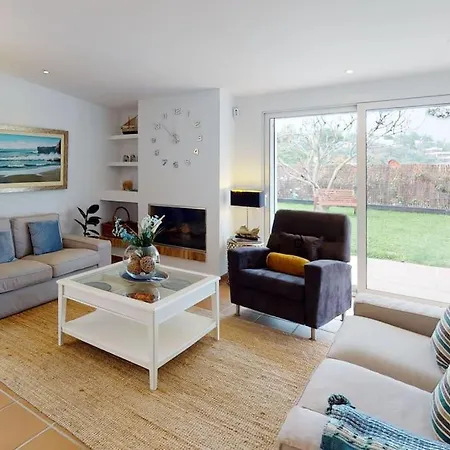 Lesal Rentals, Mar Azul, توسا ذي مار