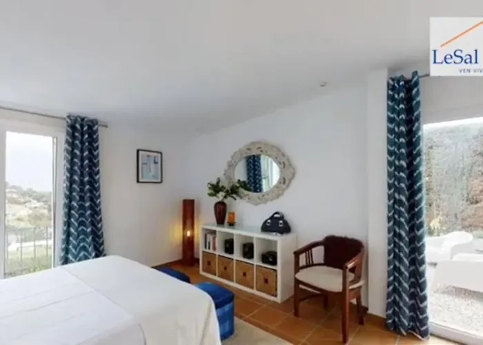 Lesal Rentals, Mar Azul, Villa Tossa de Mar