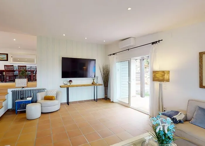 Lesal Rentals, Mar Azul,